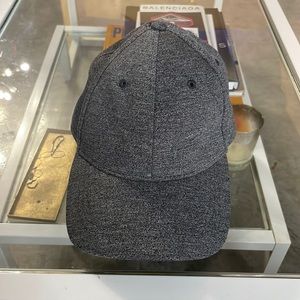 Lululemon hat